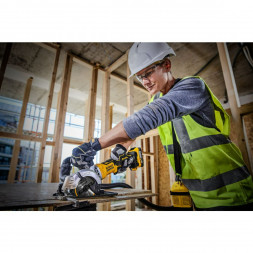 Аккумуляторная дисковая пила DEWALT DCS571N без АКБ и ЗУ