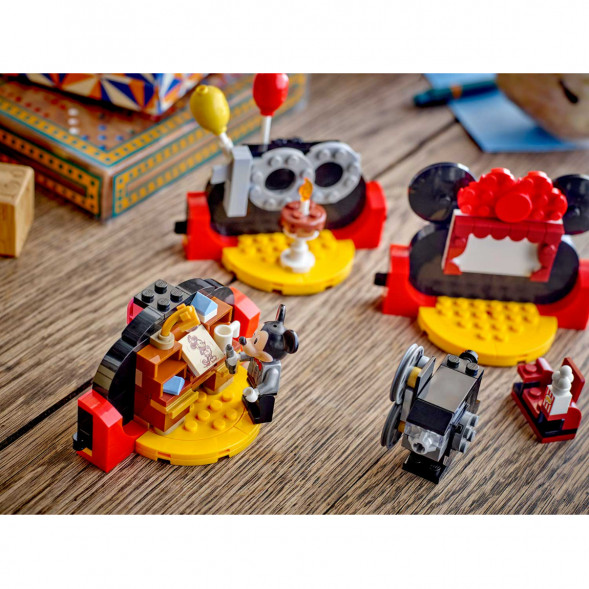 Конструктор LEGO Disney 40600 Празднование 100-летия Дисней в Хабаровске