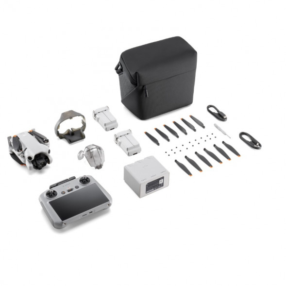 Квадрокоптер DJI Mini 4 Pro Fly More Combo Plus с пультом DJI RC2 в Хабаровске