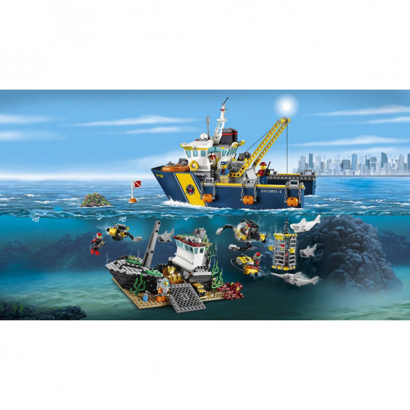 Конструктор LEGO City 60095 Корабль исследователей морских глубин в Хабаровске