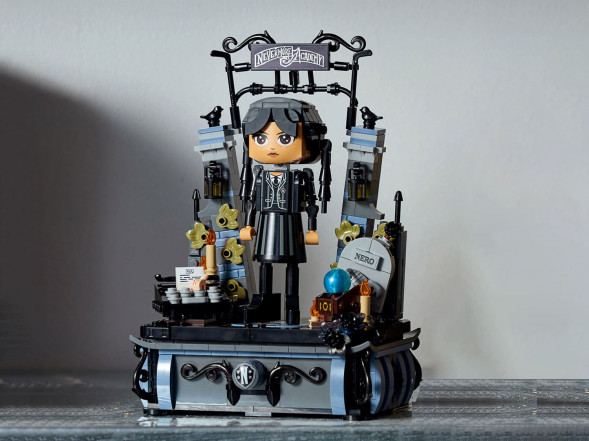 Констурктор LEGO Wednesday 76780 Фигурка Венсдей Аддамс в Хабаровске