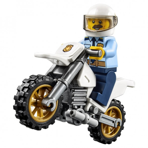 Конструктор LEGO City Police 60137 Побег на буксировщике в Хабаровске