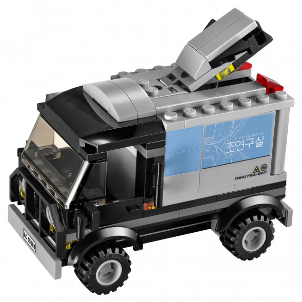 Конструктор LEGO Super Heroes 76032 Погоня на Квинджете Мстителей в Хабаровске