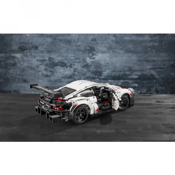 Конструктор LEGO Technic 42096 Porsche 911 RSR в Хабаровске