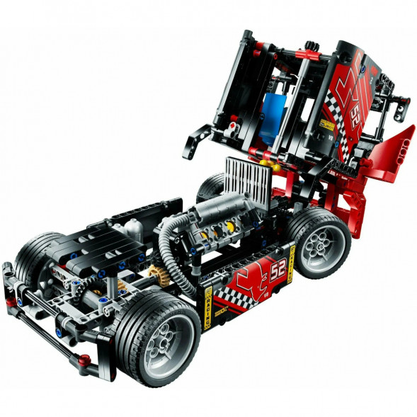 Конструктор LEGO Technic 42041 Гоночный грузовик в Хабаровске