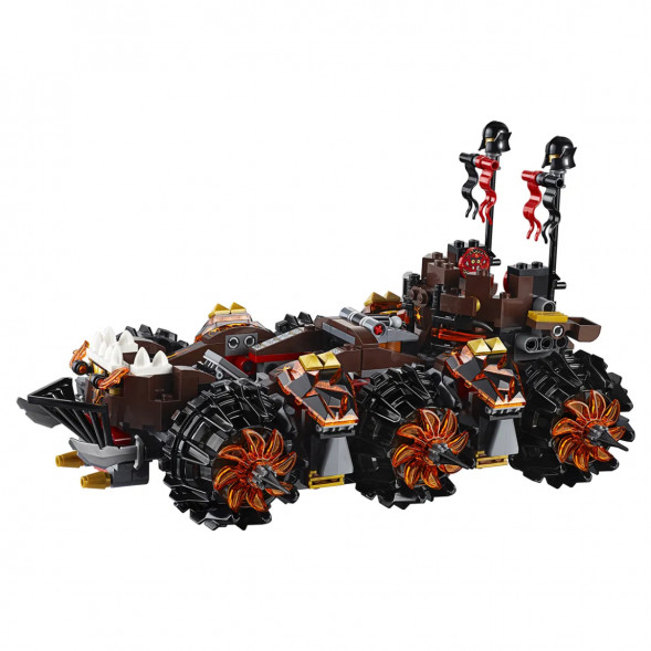 Конструктор LEGO Nexo Knights 70321 Роковое наступление Генерала Магмара в Хабаровске