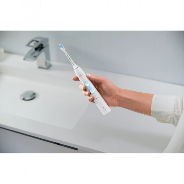 Электрическая звуковая зубная щетка Philips Sonicare ProtectiveClean 4500, White в Хабаровске