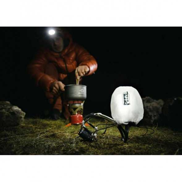 Налобный фонарь Petzl Actik Core E065AA00, 600 лм, серый в Хабаровске