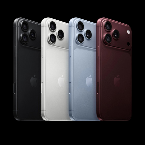 Смартфон Apple iPhone 18 Pro Max 2TB (SIM + eSIM), Glacier в Хабаровске