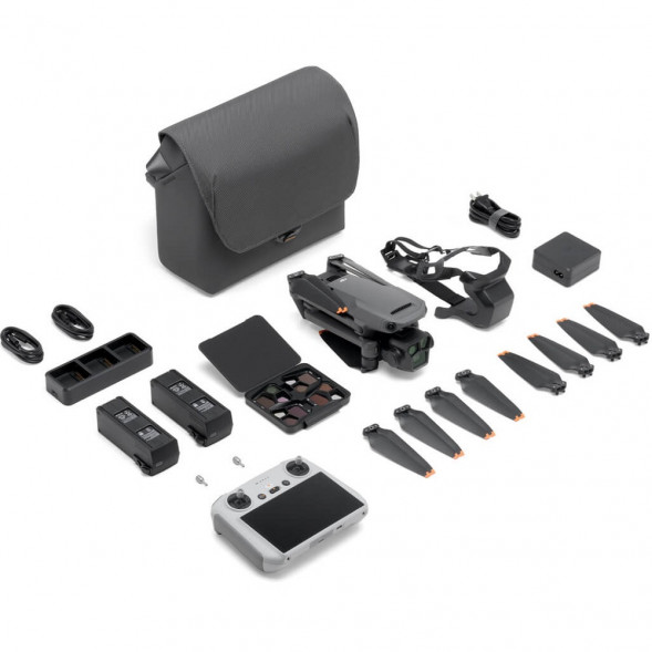 Квадрокоптер DJI Mavic 3 Pro Fly More Combo (DJI RC) в Хабаровске