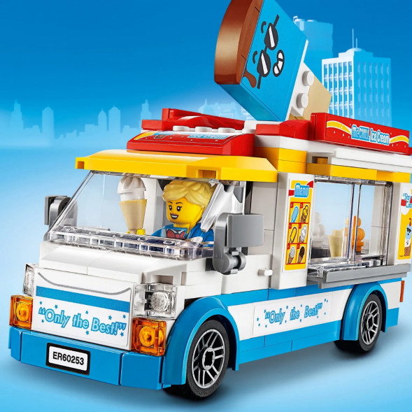 Конструктор LEGO City Great Vehicles 60253 Грузовик мороженщика в Хабаровске